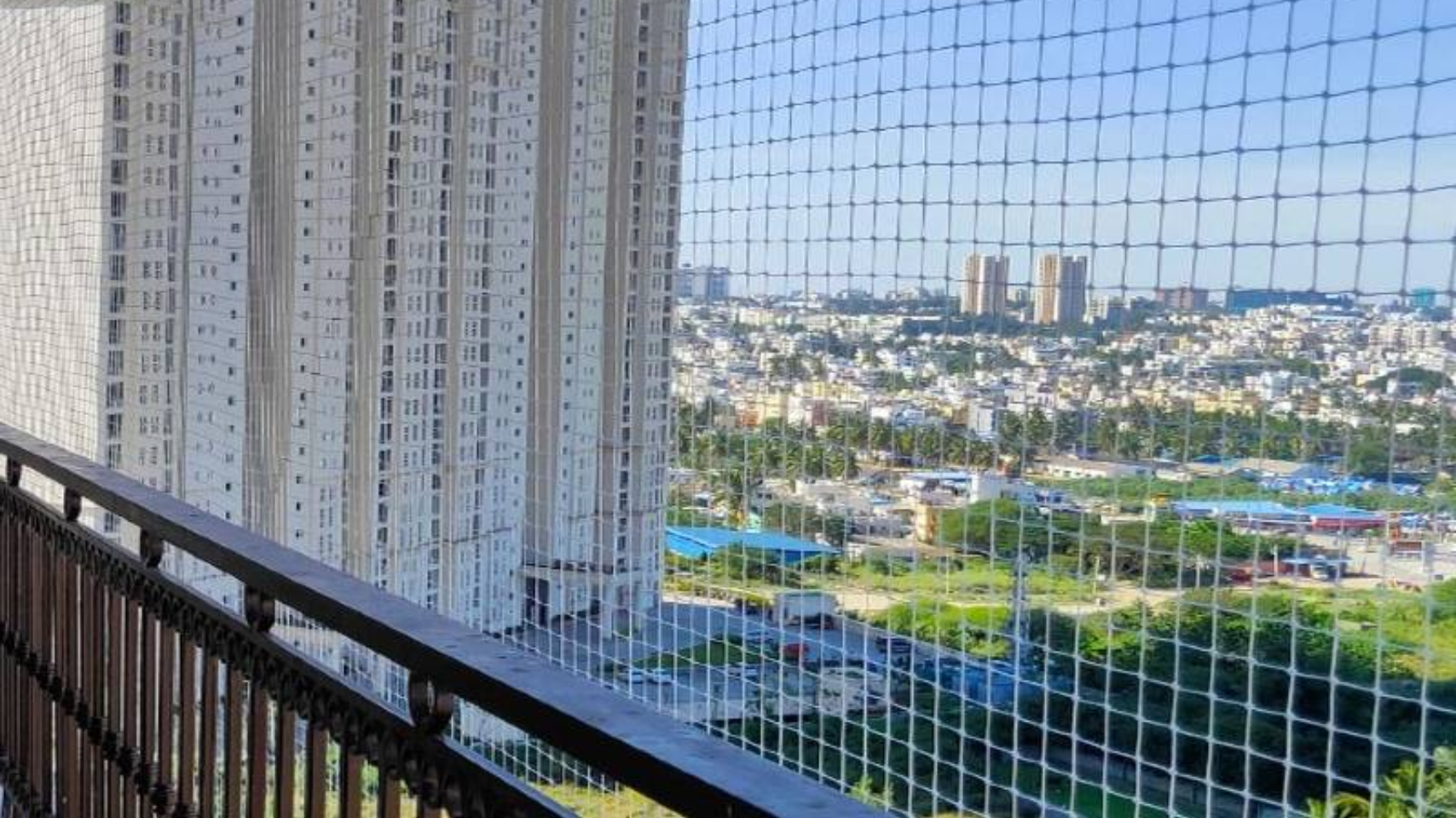 Insatlling bird nets at home
